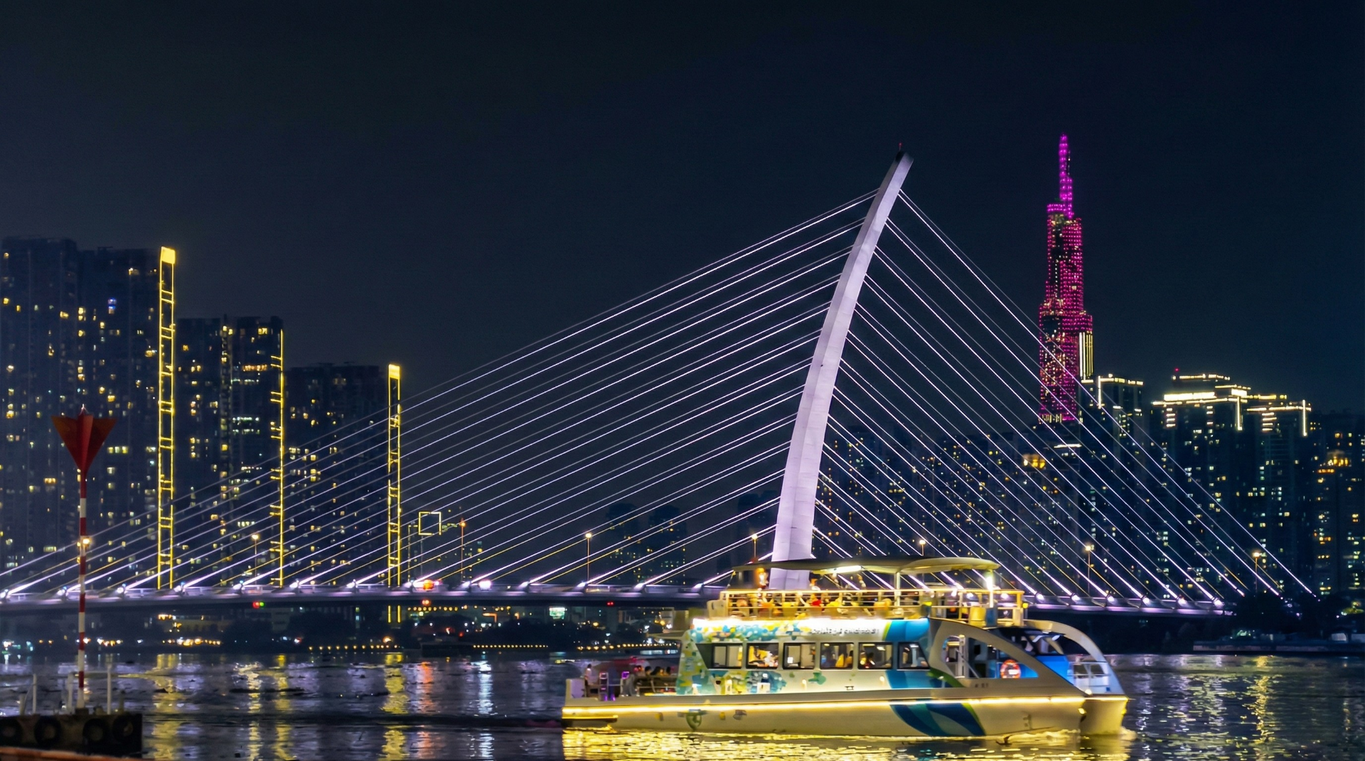 cầu ba son lung linh về đêm